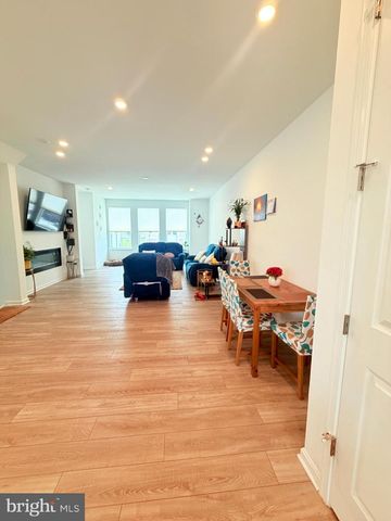 211 DOUGLAS WAY, Middletown, DE 19709
