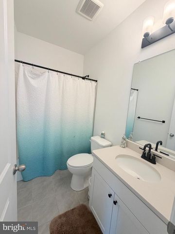 211 DOUGLAS WAY, Middletown, DE 19709