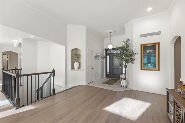 8901 N St Clair Avenue, Kansas City, MO 64154