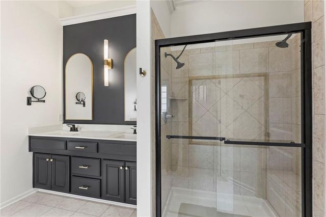 8901 N St Clair Avenue, Kansas City, MO 64154