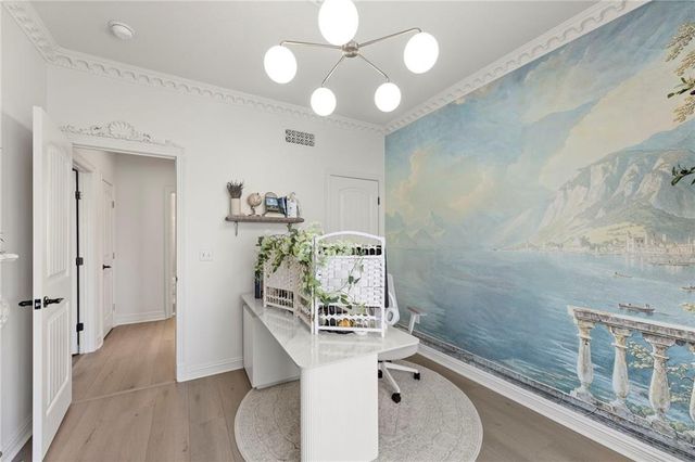 8901 N St Clair Avenue, Kansas City, MO 64154