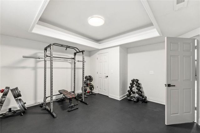 8901 N St Clair Avenue, Kansas City, MO 64154