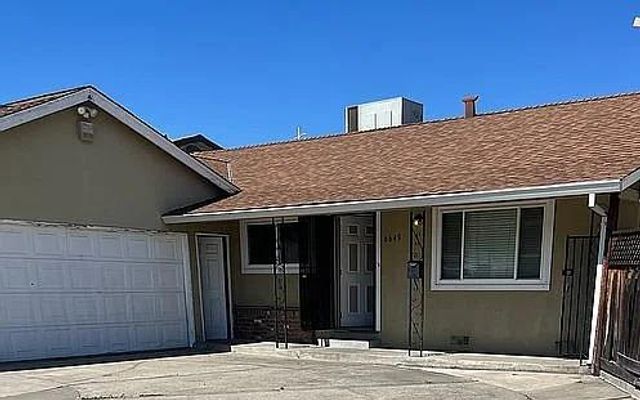6649 Steiner Dr, Sacramento, CA 95823