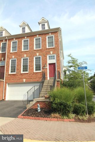 12010 LYNFORD LN, Fairfax, VA 22030