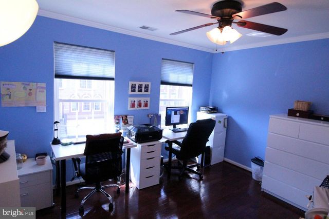 12010 LYNFORD LN, Fairfax, VA 22030