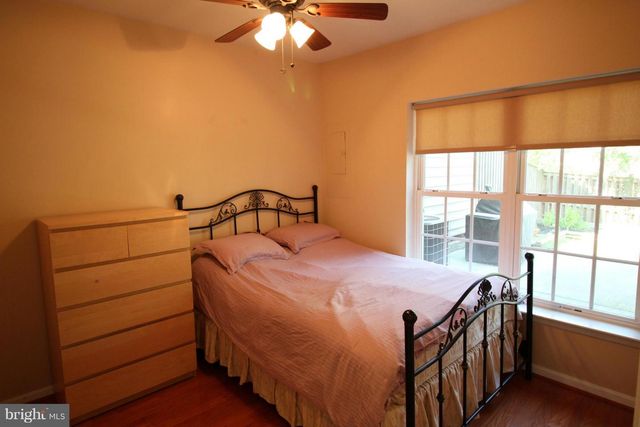 12010 LYNFORD LN, Fairfax, VA 22030