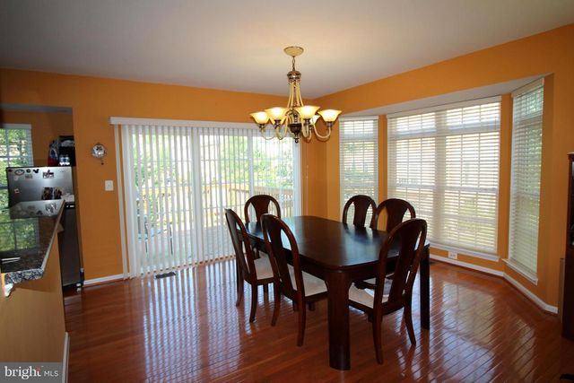 12010 LYNFORD LN, Fairfax, VA 22030