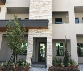 7805 NW 104th Ave 4, Doral, FL 33178