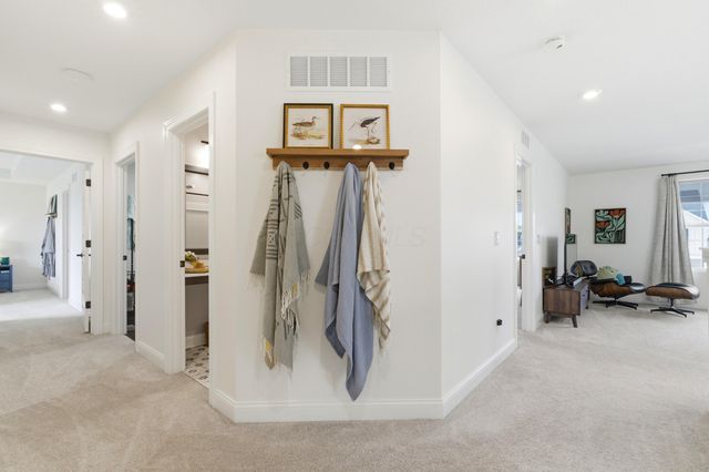 1930 Cavolo Drive, Hilliard, OH 43026