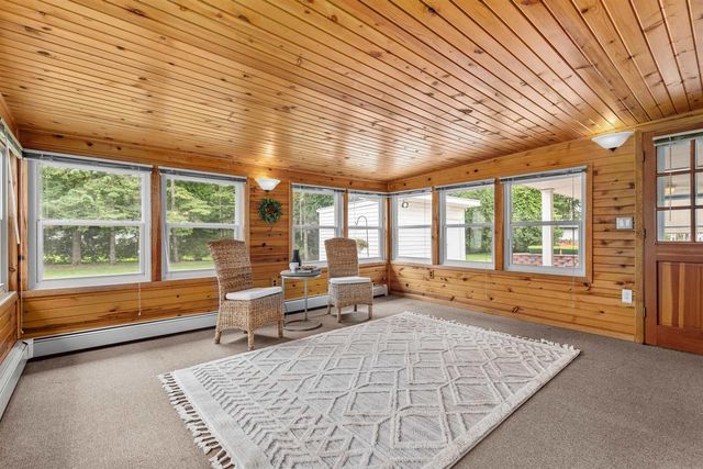 1525 E JOHN STREET, Appleton, WI 54915