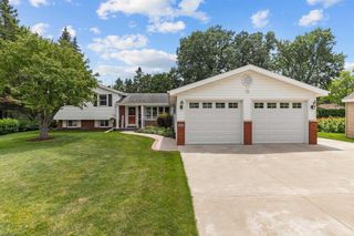 1525 E JOHN STREET, Appleton, WI 54915