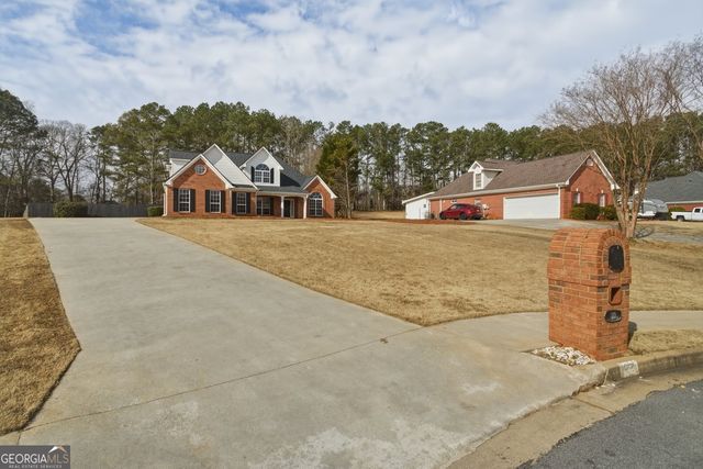 122 Shadow Lake Drive, Conyers, GA 30094