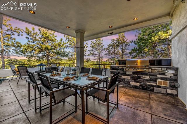 205 Cobblestone Way, Monument, CO 80132