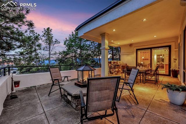 205 Cobblestone Way, Monument, CO 80132