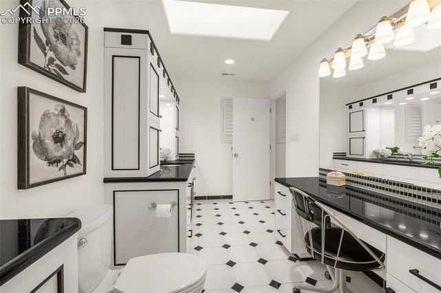 205 Cobblestone Way, Monument, CO 80132