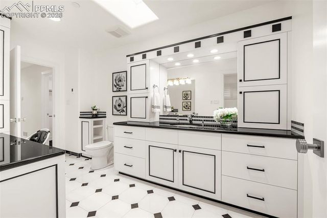 205 Cobblestone Way, Monument, CO 80132