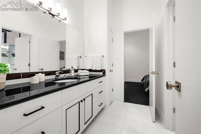 205 Cobblestone Way, Monument, CO 80132