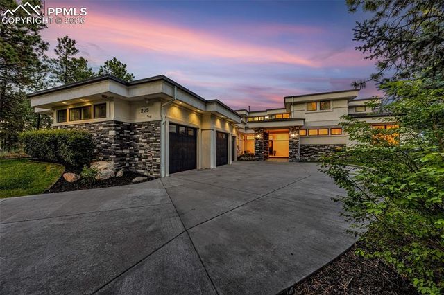 205 Cobblestone Way, Monument, CO 80132