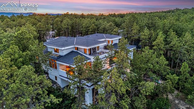 205 Cobblestone Way, Monument, CO 80132