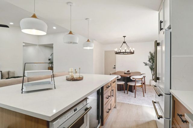 2016 Oak Hill Dr, Escondido, CA 92027