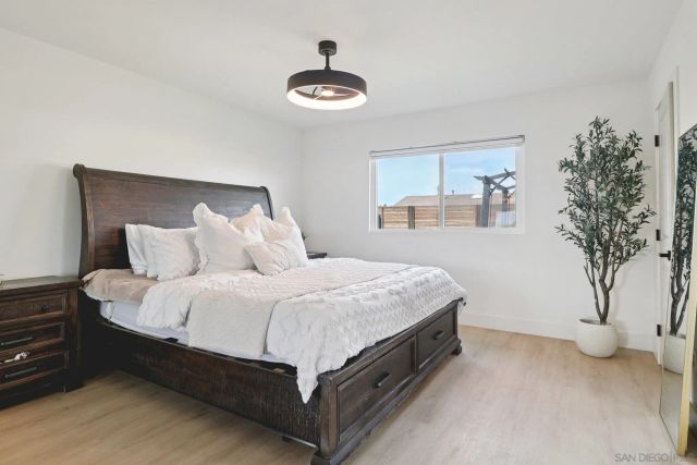 2016 Oak Hill Dr, Escondido, CA 92027