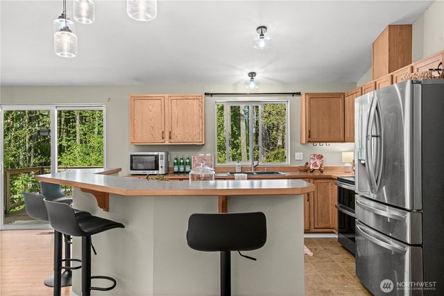 16915 154th Street NW, Gig Harbor, WA 98329