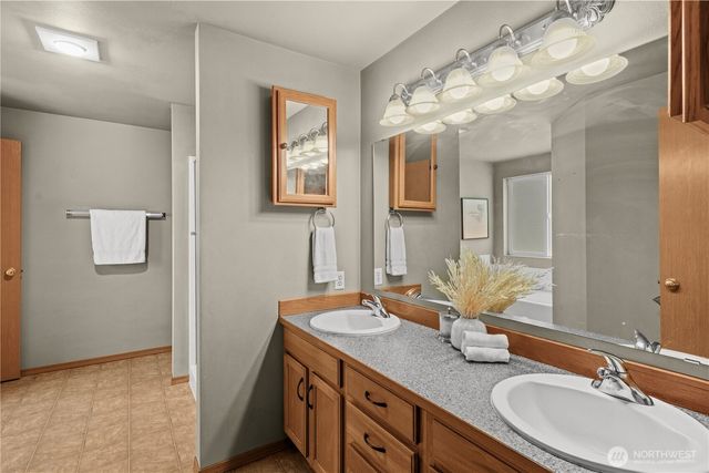 16915 154th Street NW, Gig Harbor, WA 98329