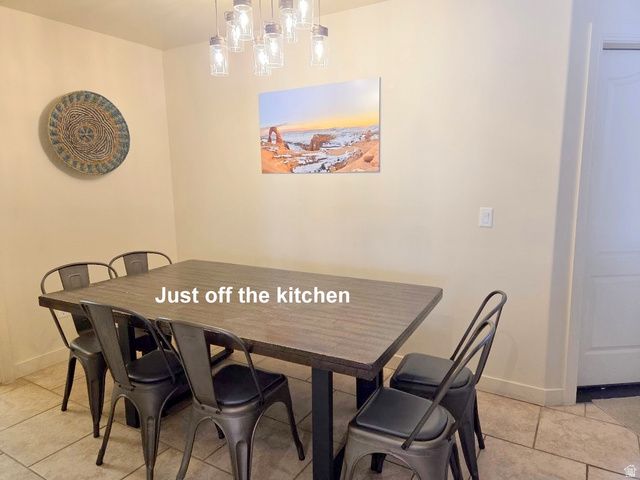 10 DESERT WIND DR, Moab, UT 84532