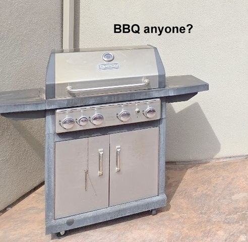 10 DESERT WIND DR, Moab, UT 84532