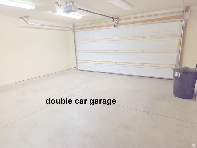 10 DESERT WIND DR, Moab, UT 84532