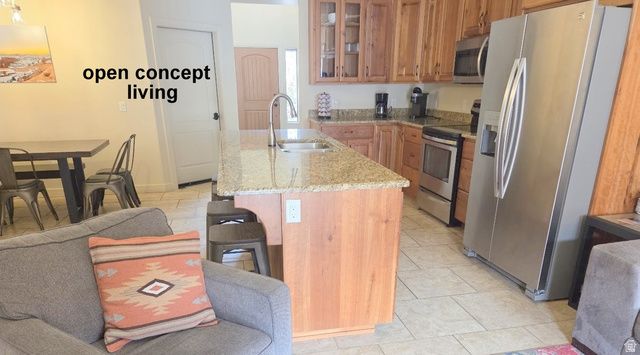 10 DESERT WIND DR, Moab, UT 84532