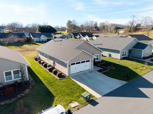 116 Riverwalk Circle, Hayesville, NC 28904