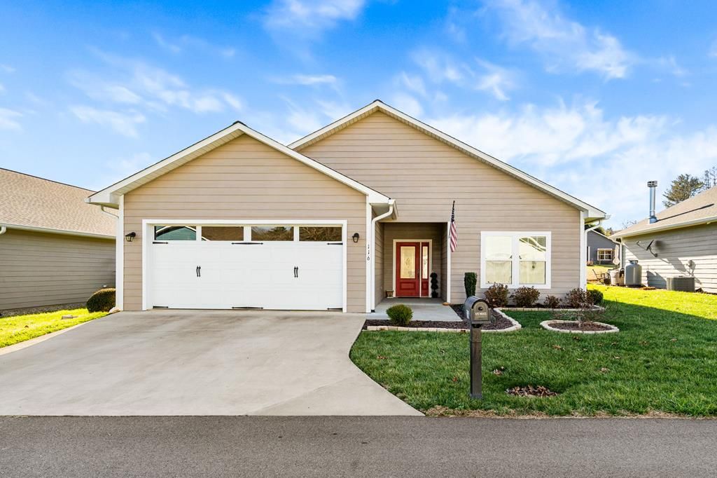 116 Riverwalk Circle, Hayesville, NC 28904