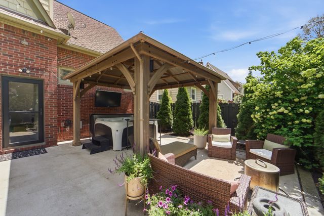 1628 47th Street, Des Moines, IA 50310