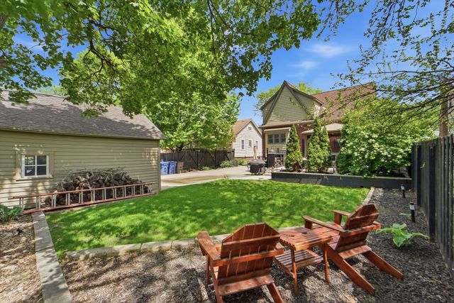 1628 47th Street, Des Moines, IA 50310
