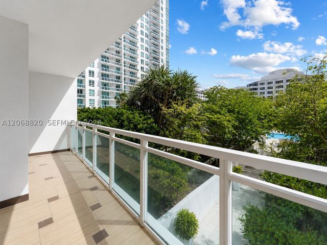 951 Brickell Ave 1106, Miami, FL 33131