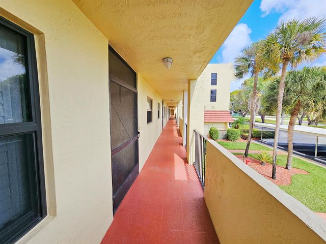 23385 Barwood Lane 1203, Boca Raton, FL 33428