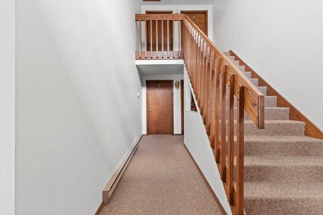 2405 CEDAR RIDGE COURT, Green Bay, WI 54313