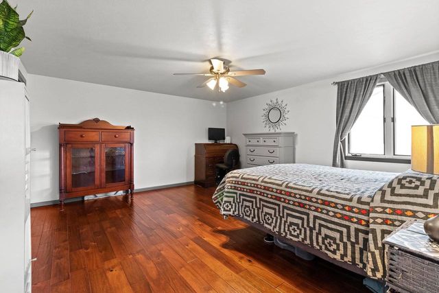2405 CEDAR RIDGE COURT, Green Bay, WI 54313