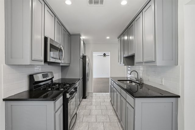 4401 Cherokee Trail, Fort Worth, TX 76133