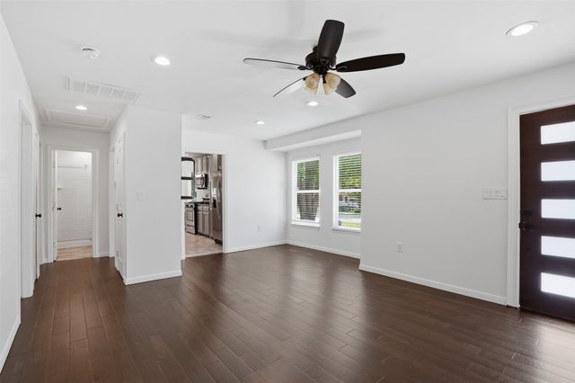 4401 Cherokee Trail, Fort Worth, TX 76133