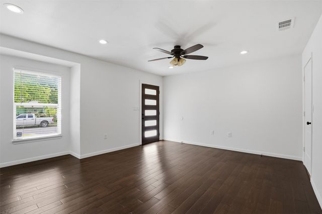 4401 Cherokee Trail, Fort Worth, TX 76133