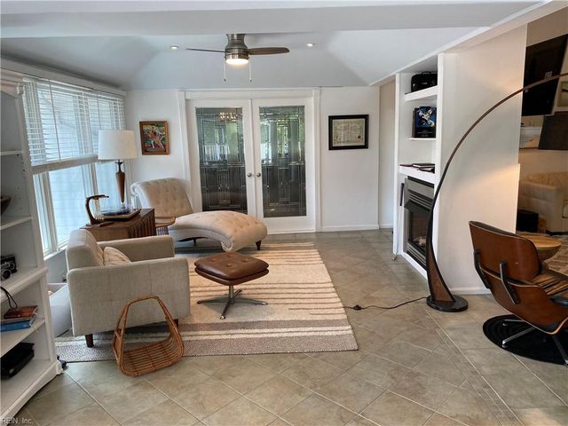 1113 Canavos CT, Virginia Beach, VA 23456