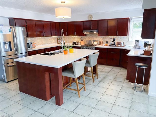 1113 Canavos CT, Virginia Beach, VA 23456