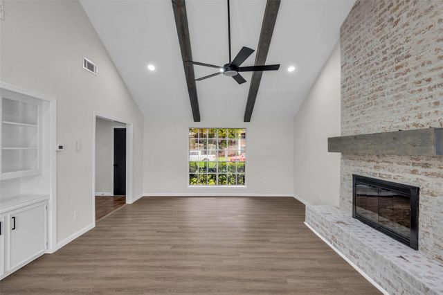 3911 Pecan Valley Drive, Missouri City, TX 77459
