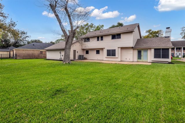 3911 Pecan Valley Drive, Missouri City, TX 77459