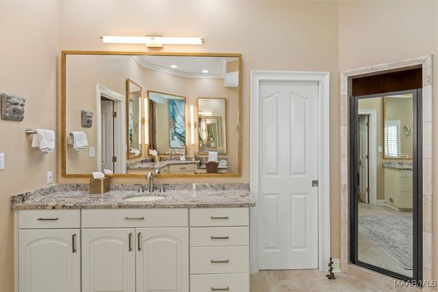 9743 Wynchase Circle, Montgomery, AL 36117