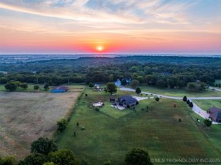 9354 S 282nd East Avenue, Broken Arrow, OK 74014