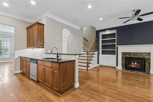 592 Parkside Village NW Way, Marietta, GA 30060