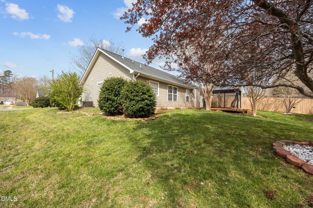 517 Walnut Crossing Drive, Whitsett, NC 27377